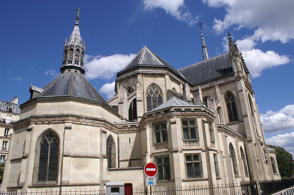 Église Saint-Bernard de la Chapelle