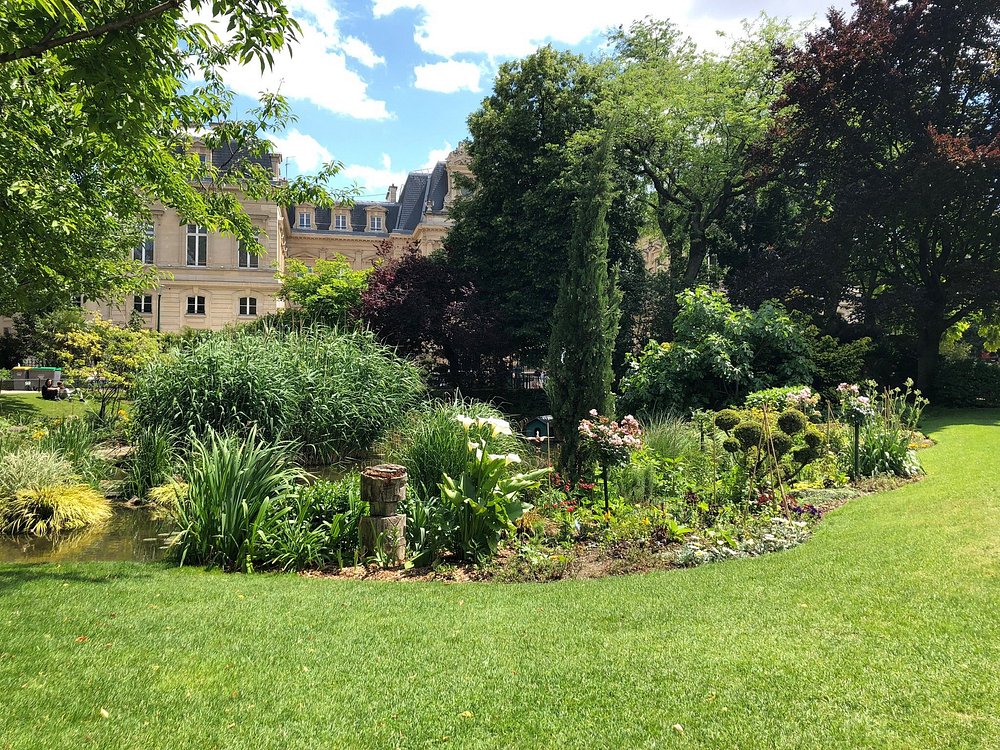 Square du Temple