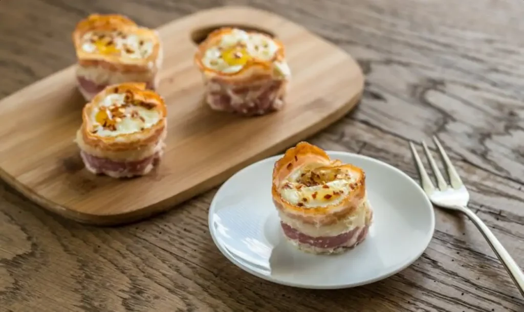 Bacon egg cups