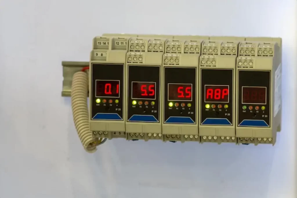 Electric stabilizer - transistors or resistors - security electronic equipment, close up