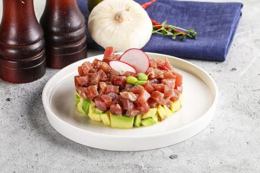 Tuna tartar with avocado and sauce