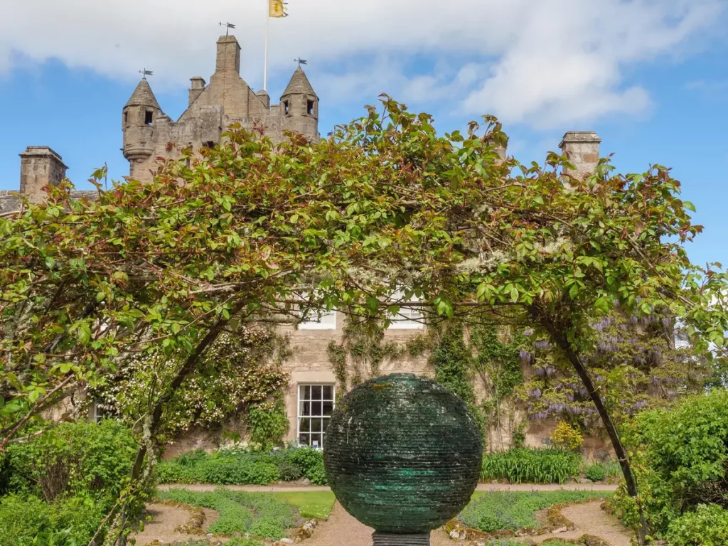 château Bagatelle Paris jardin bois Boulogne