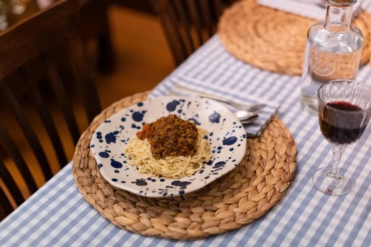 Au Rendez-Vous de Montmartre : mon QG couscous royal dans la rue piétonne la plus secrète de Montmartre