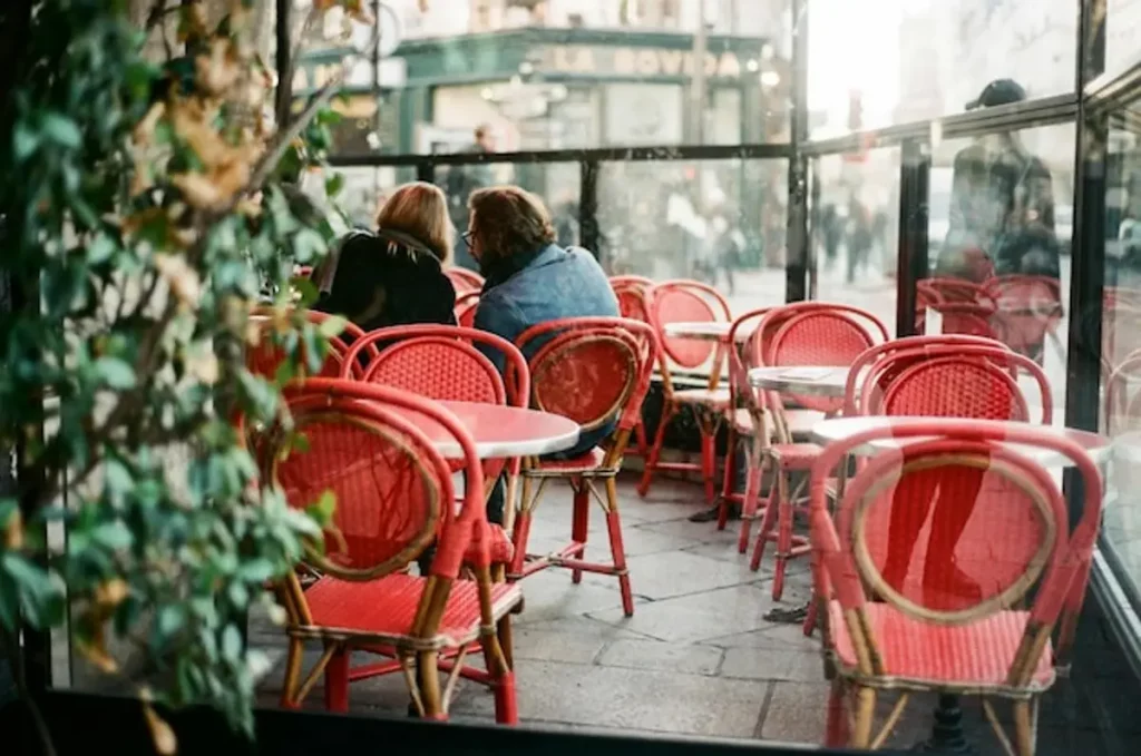 terrasse café beaubourg centre pompidou paris