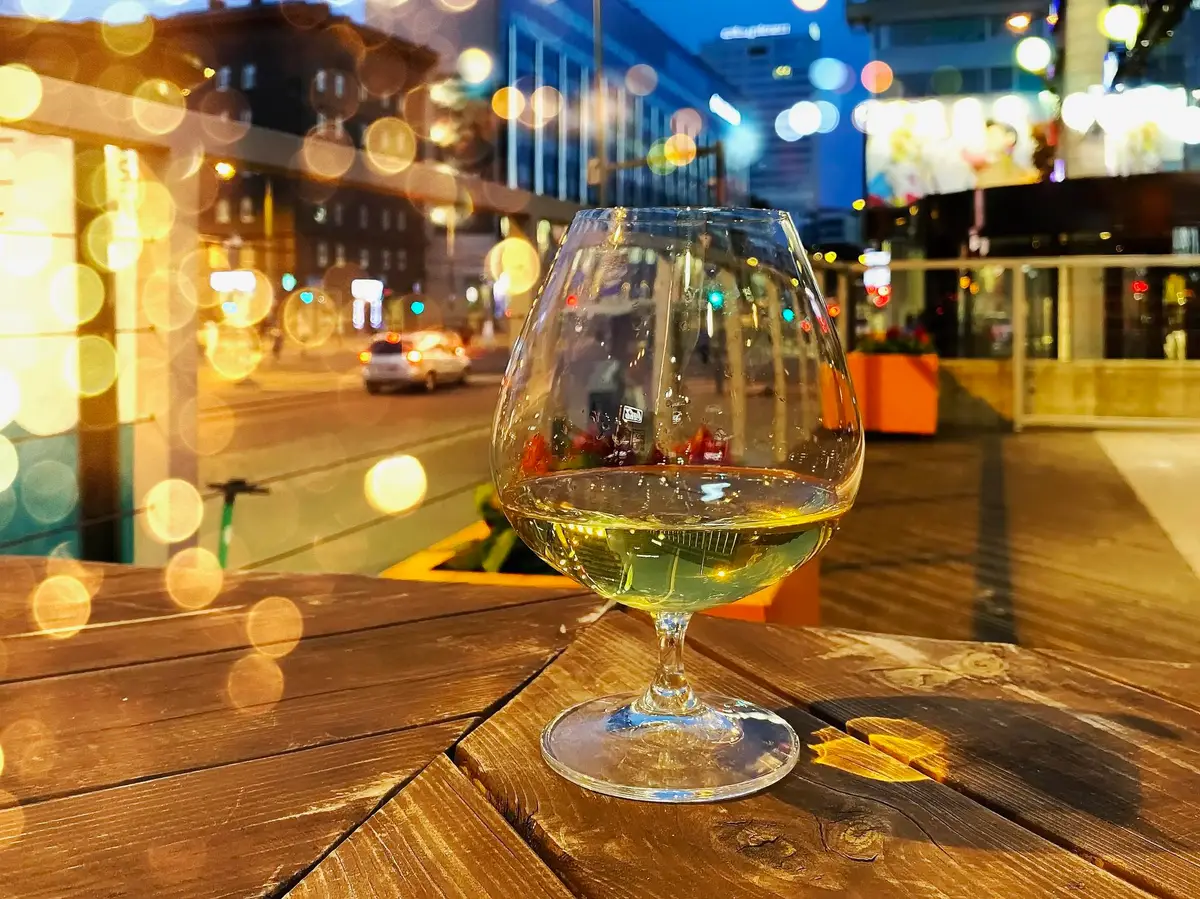 J'ai adopté L'Entrepôtes comme QG à Paris pour mes soirées inoubliables