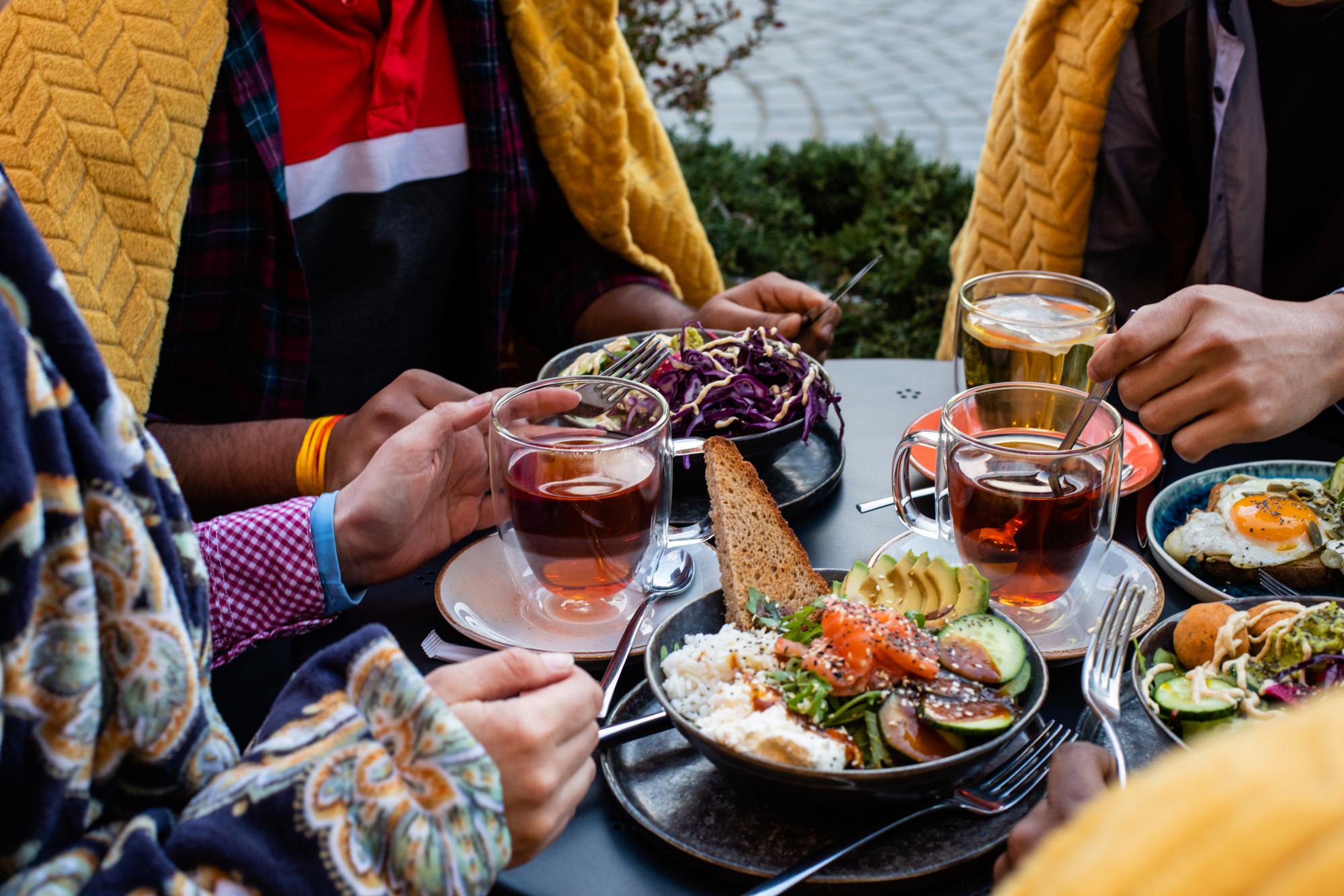 🍷 Peut‑on bien manger à volonté près de ses sorties culturelles ?